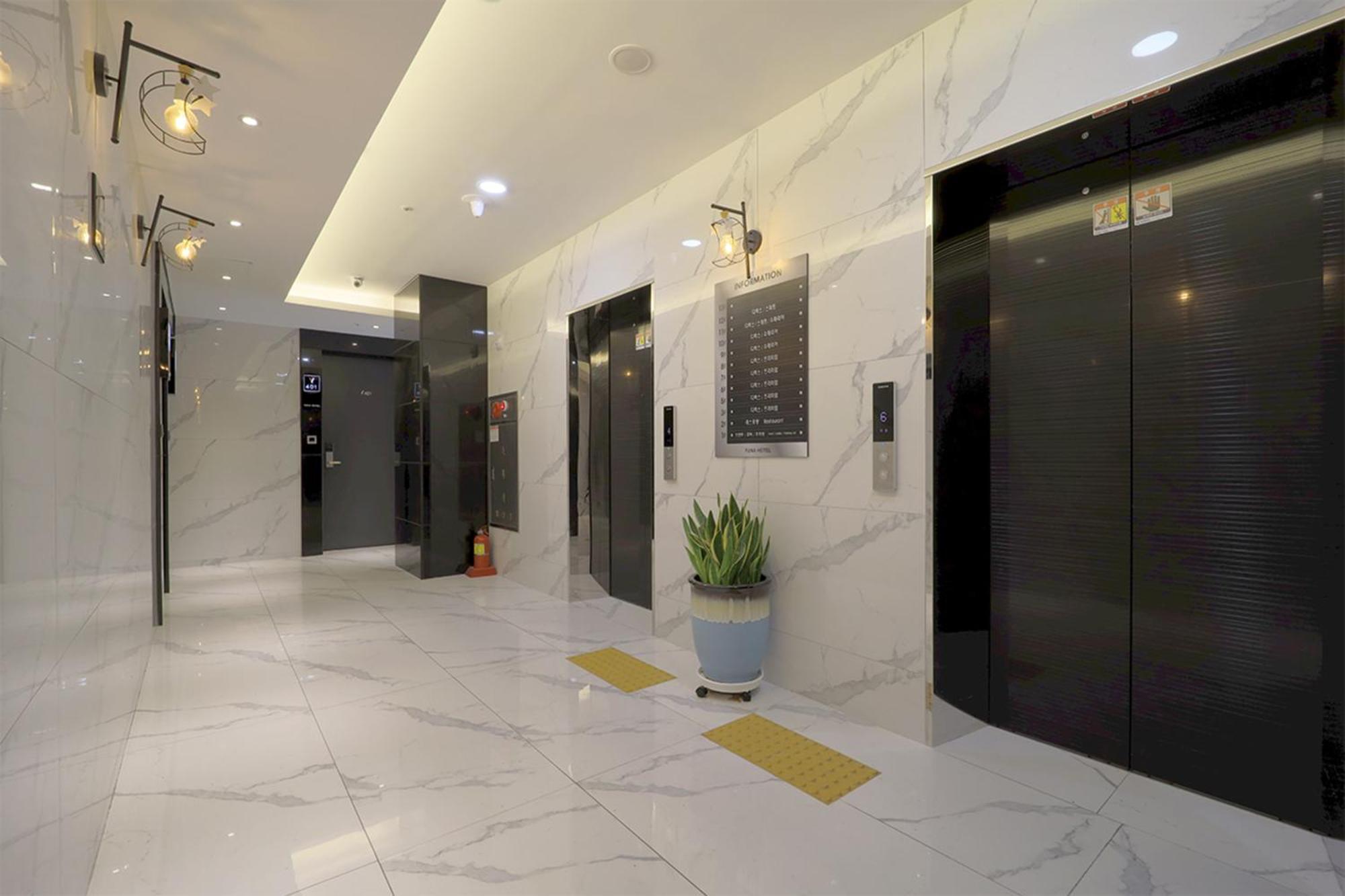 Hotel Yuna Business Busan Esterno foto