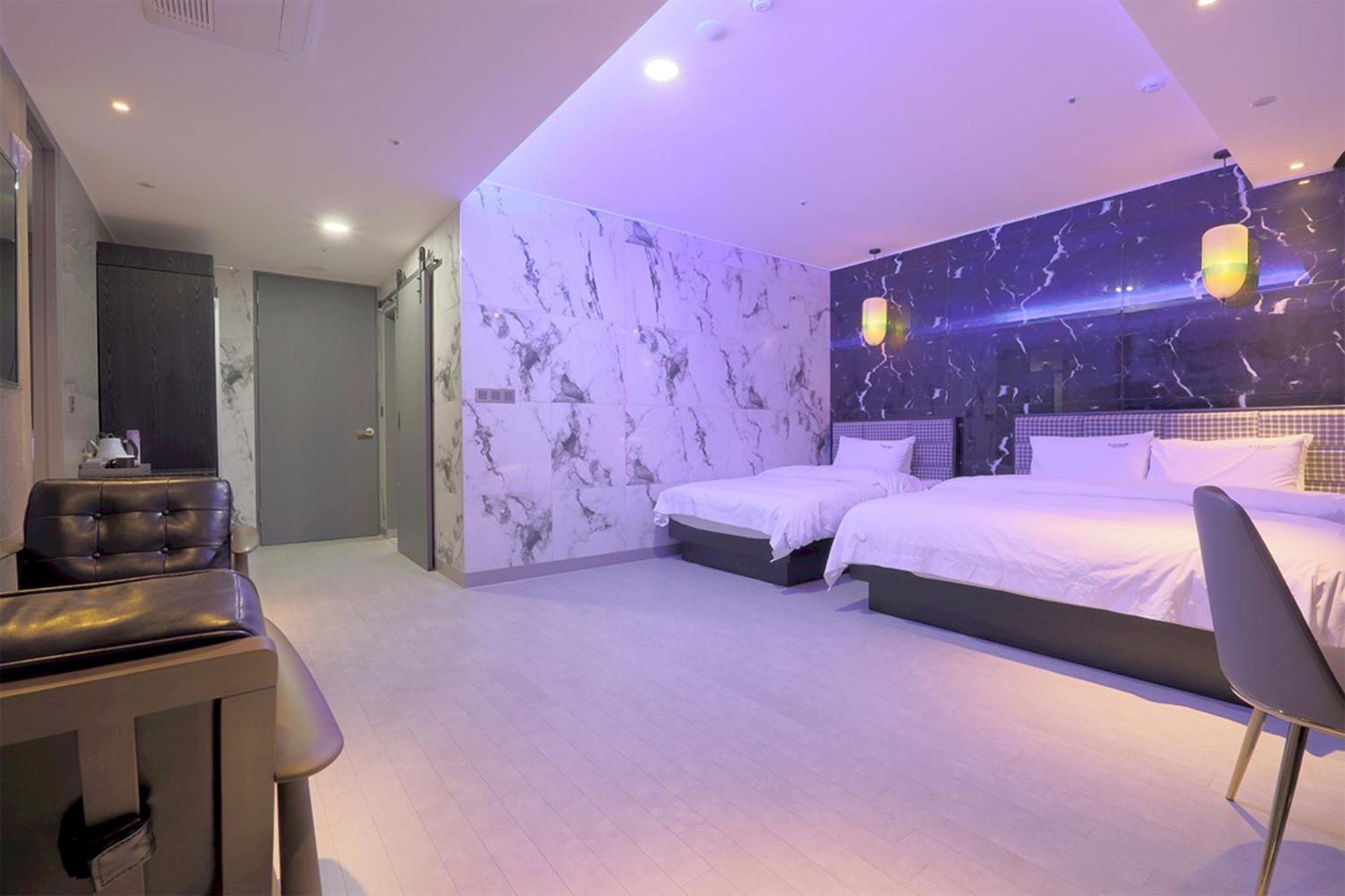 Hotel Yuna Business Busan Esterno foto